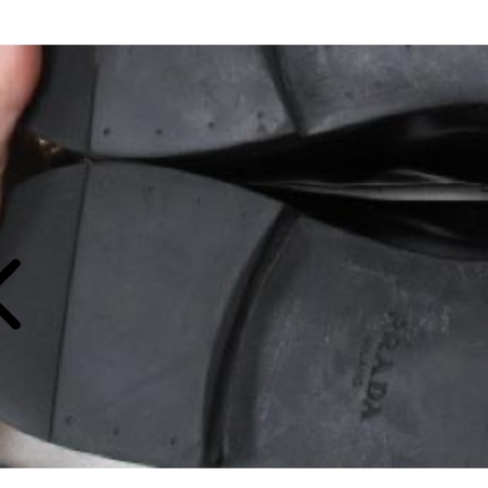 🛑 1 hour sale. Prada Men's Black Leather Loafers, size 7.5 - Picture 5 of 13